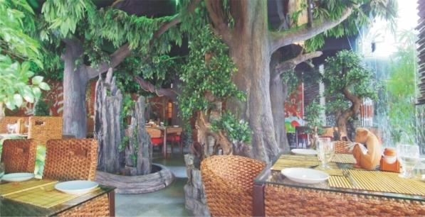 Hotel Chanakya Thiruvananthapuram Kültér fotó